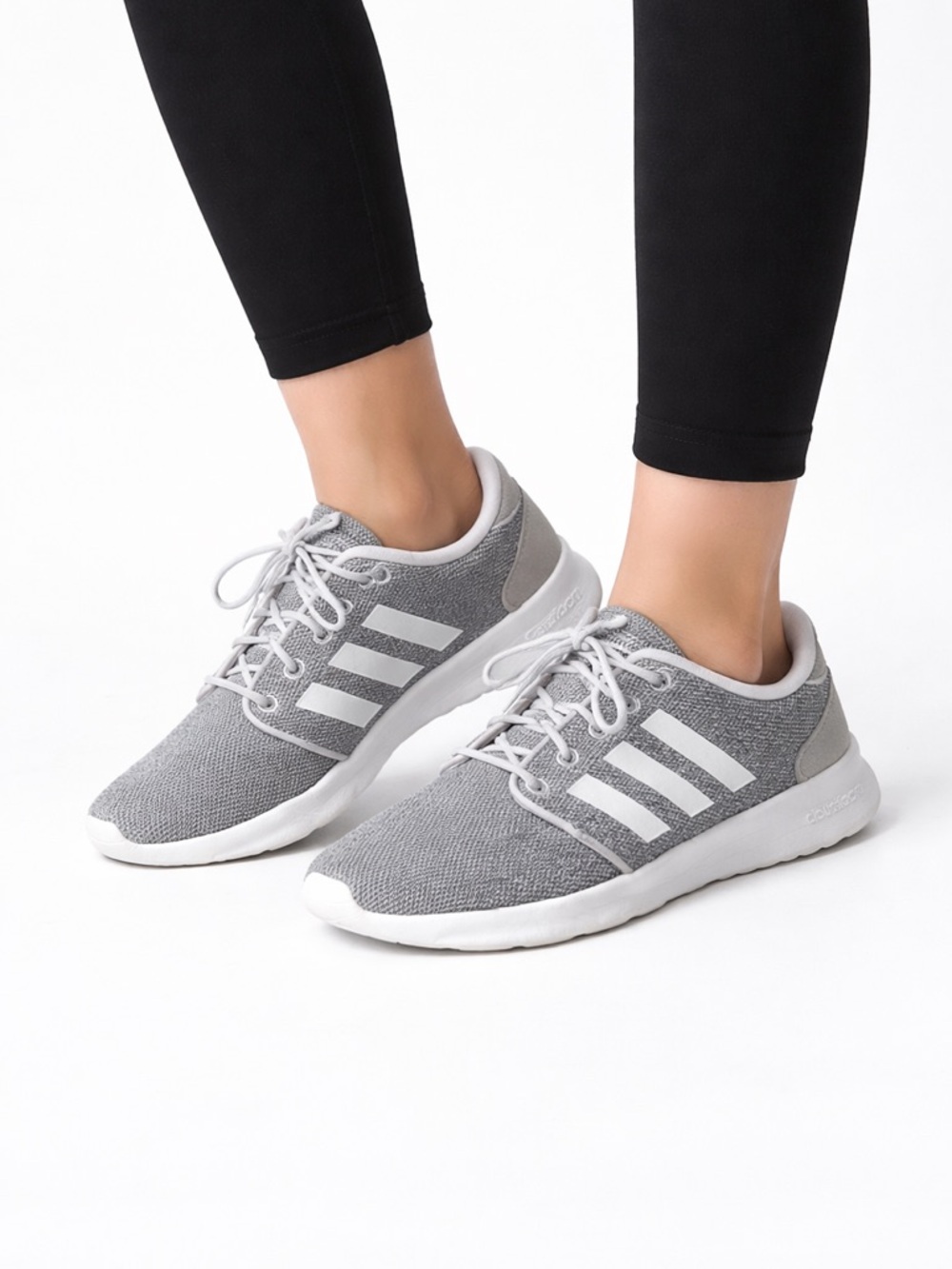 Adidas CLOUDFOAM QT Racer 7.5 in excellent condition! MSRP $65 AW4313